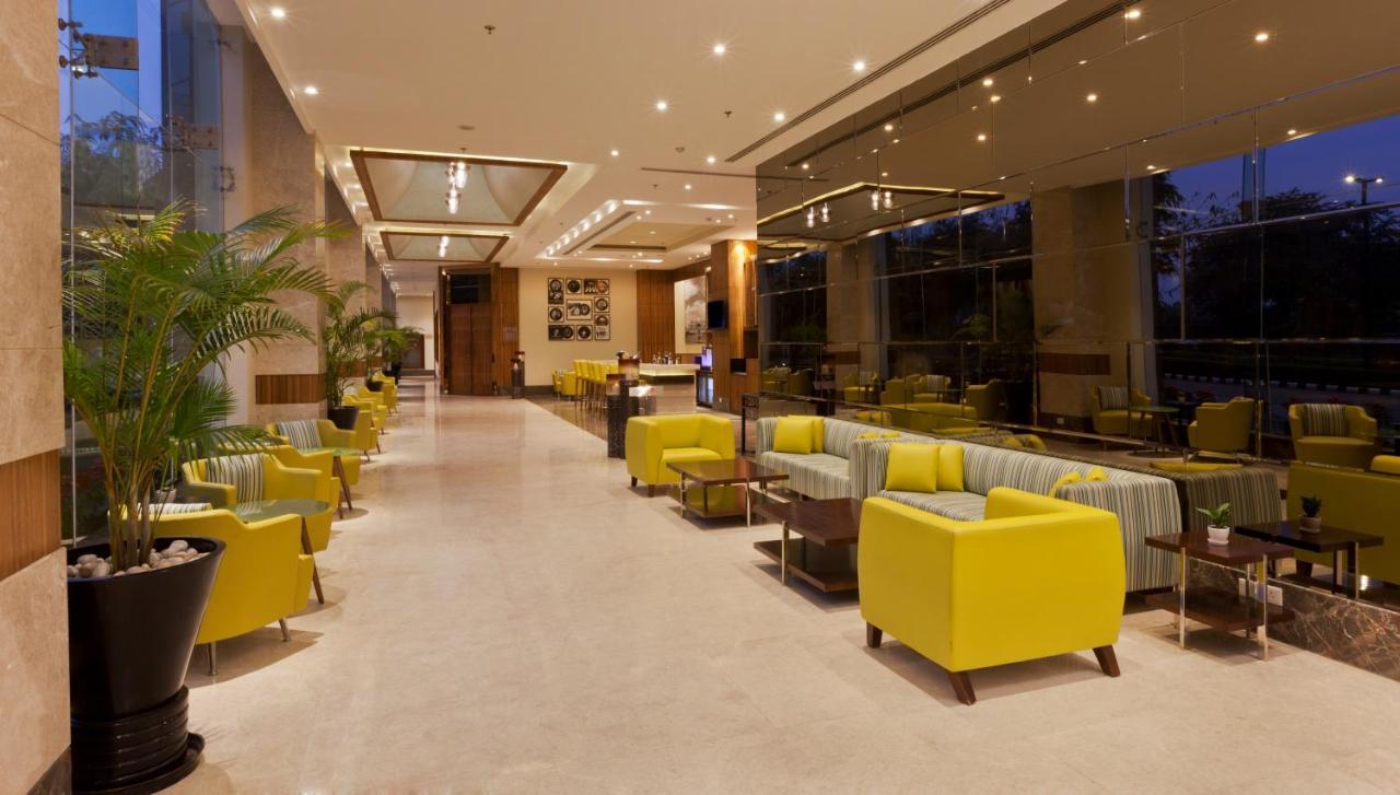 Lemon Tree Hotel, Sector 68, Sohna Road, Gurugram Gurgaon Exterior photo